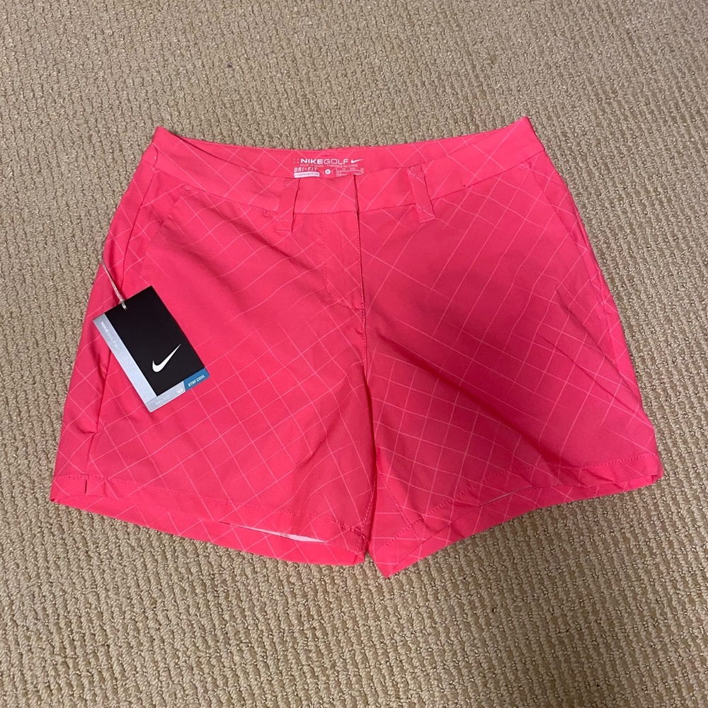 NWT Womens Nike Golf Short Hot Pink Size 0
